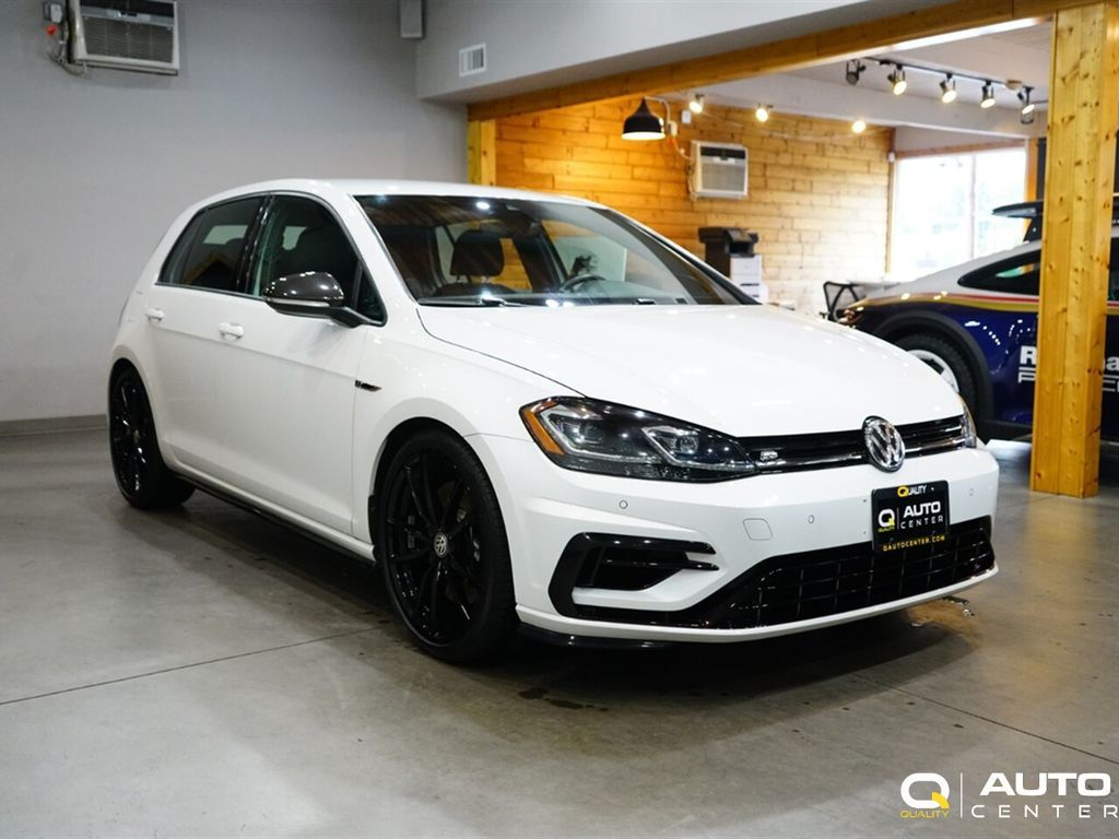 2019 Volkswagen Golf R 2.0T Manual w/DCC/Nav - 23082161 - 1