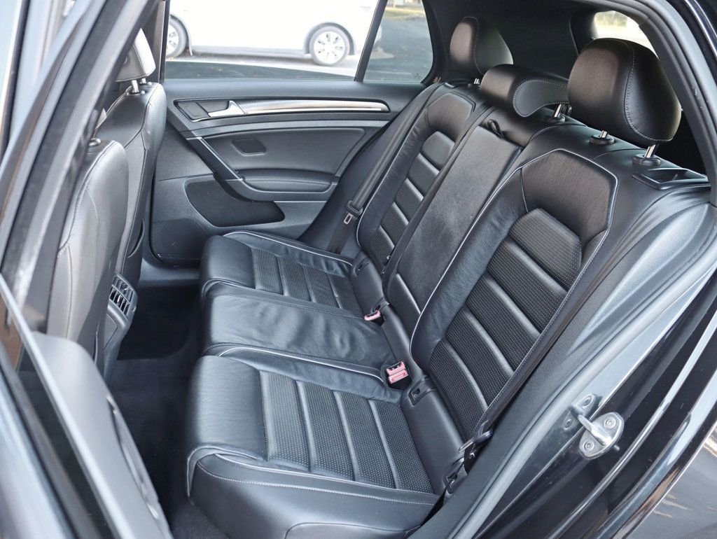 2019 Volkswagen Golf R 2.0T Manual w/DCC/Nav - 22945428 - 26