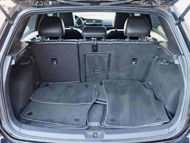 2019 Volkswagen Golf R 2.0T Manual w/DCC/Nav - 22945428 - 32