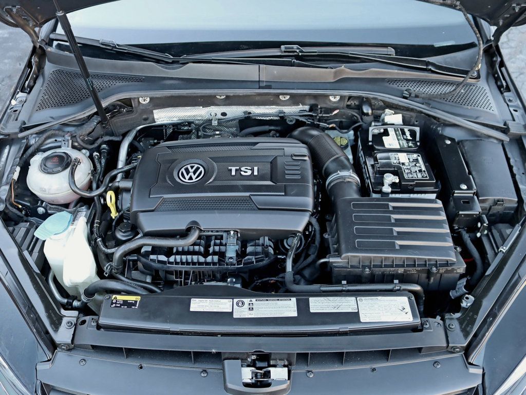 2019 Volkswagen Golf R 2.0T Manual w/DCC/Nav - 22945428 - 33