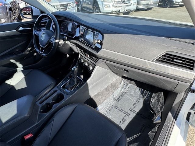 2019 Volkswagen Jetta  - 22705158 - 9