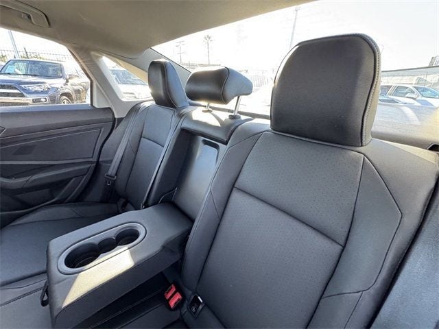 2019 Volkswagen Jetta  - 22705158 - 18