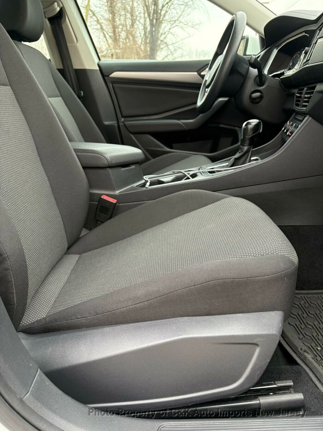 2019 Volkswagen Jetta  - 22983305 - 24