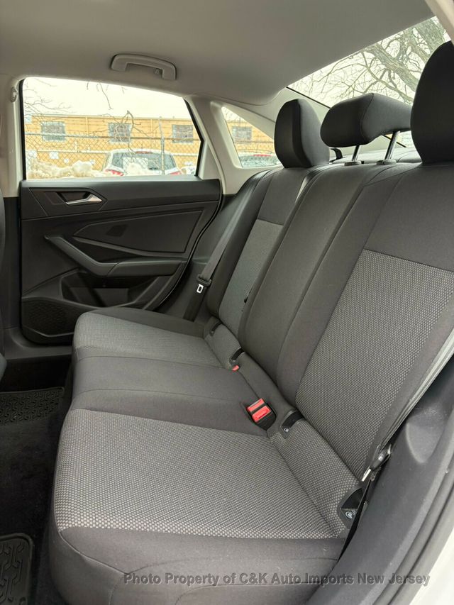2019 Volkswagen Jetta  - 22983305 - 30