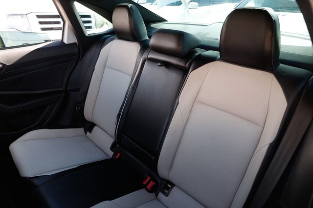 2019 Volkswagen Jetta 1.4T R-Line Automatic - 22975349 - 10