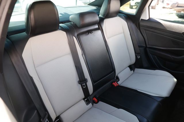 2019 Volkswagen Jetta 1.4T R-Line Automatic - 22975349 - 16