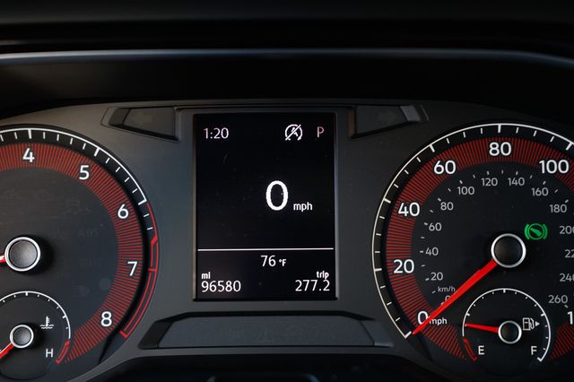 2019 Volkswagen Jetta 1.4T R-Line Automatic - 22975349 - 48