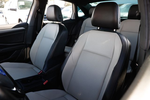 2019 Volkswagen Jetta 1.4T R-Line Automatic - 22975349 - 8