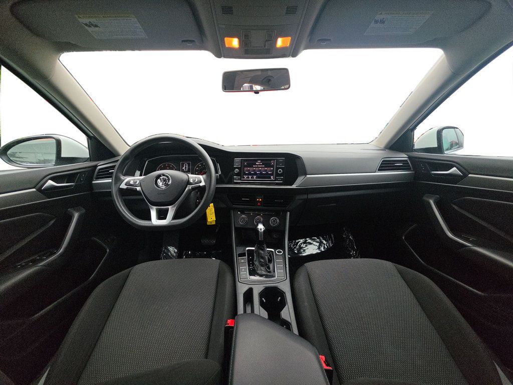 Volkswagen Jetta photo 12
