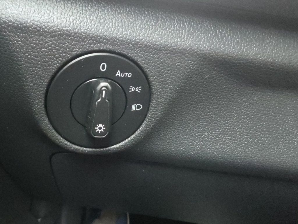 Volkswagen Jetta photo 16