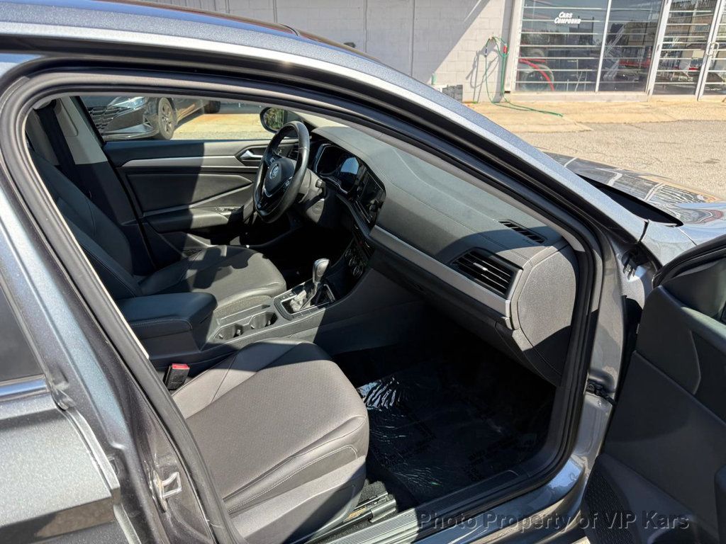 2019 Volkswagen Jetta 1.4T photo 10