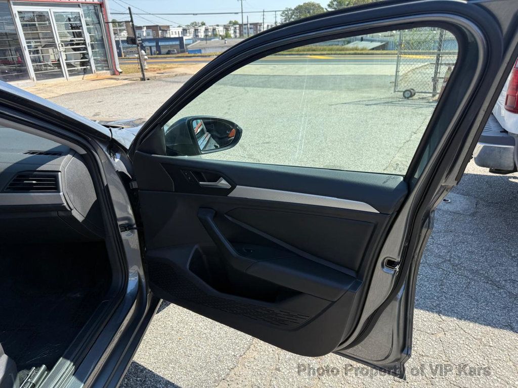 2019 Volkswagen Jetta 1.4T photo 11