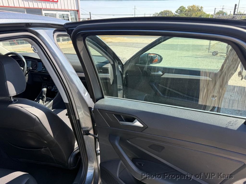 2019 Volkswagen Jetta 1.4T photo 12