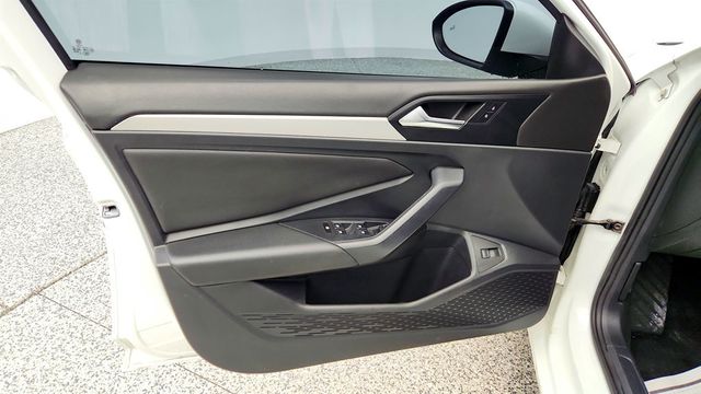 2019 Volkswagen Jetta 1.4T S Automatic w/ Driver Assistance Package - 23017519 - 9