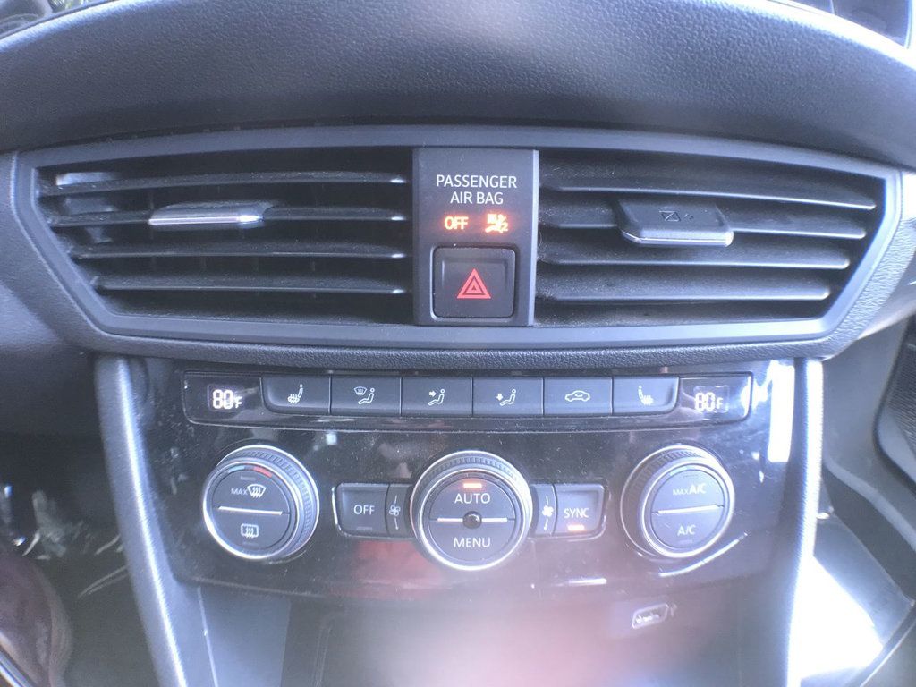 2019 Volkswagen Jetta SE R-Line photo 19