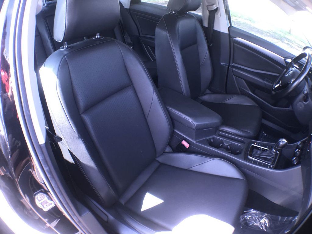 2019 Volkswagen Jetta SE R-Line photo 20