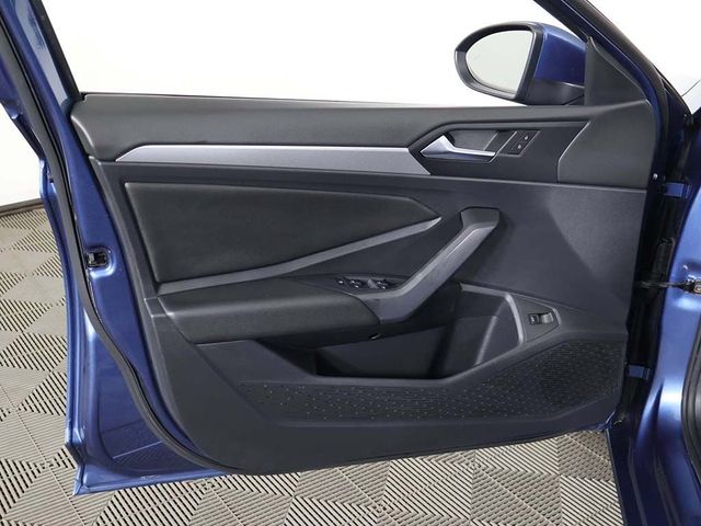 2019 Volkswagen Jetta 1.4T SE - 23028856 - 22