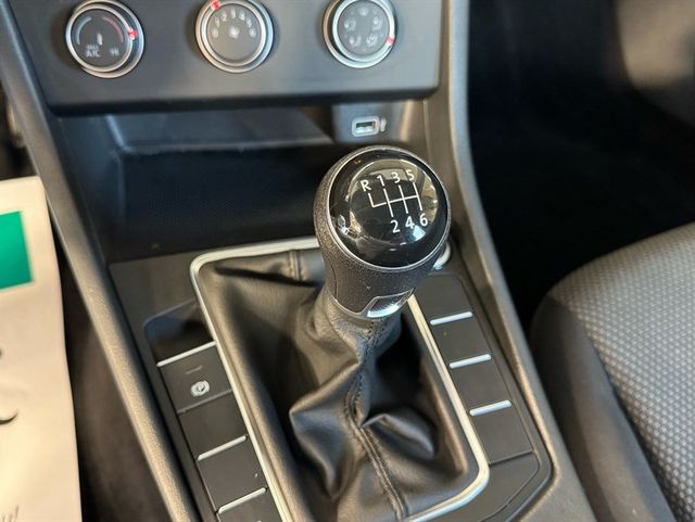 2019 Volkswagen Jetta 1.4T S Manual - 23070595 - 17