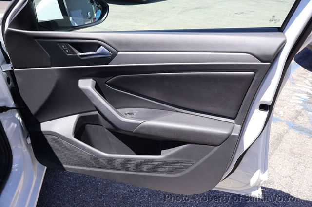 2019 Volkswagen Jetta 1.4T S Manual - 23051302 - 17