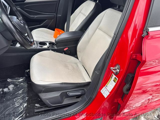 2019 Volkswagen Jetta R-Line - 22993477 - 6