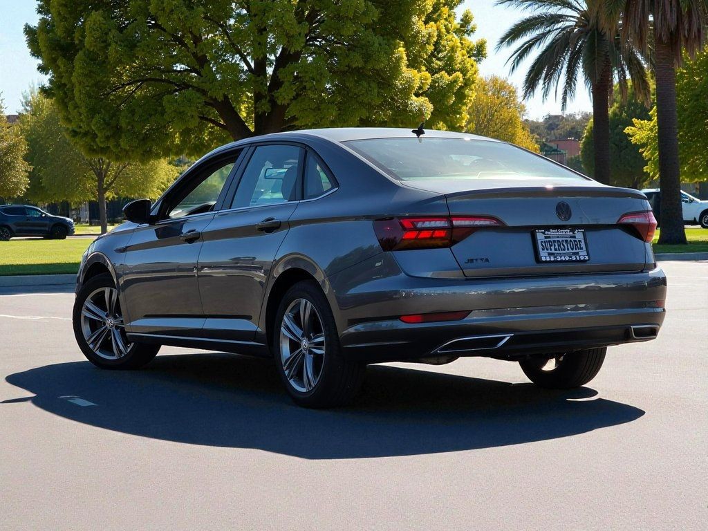 2019 Volkswagen Jetta R-Line - 22940606 - 4
