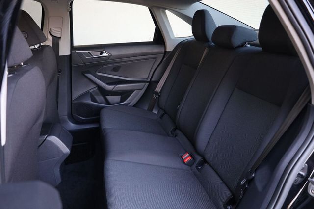 2019 Volkswagen Jetta R-Line - 23073639 - 19