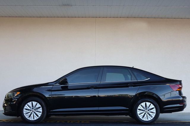 2019 Volkswagen Jetta R-Line - 23073639 - 2