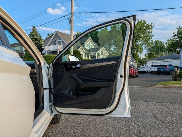 2019 Volkswagen Jetta R-Line - 23027428 - 12