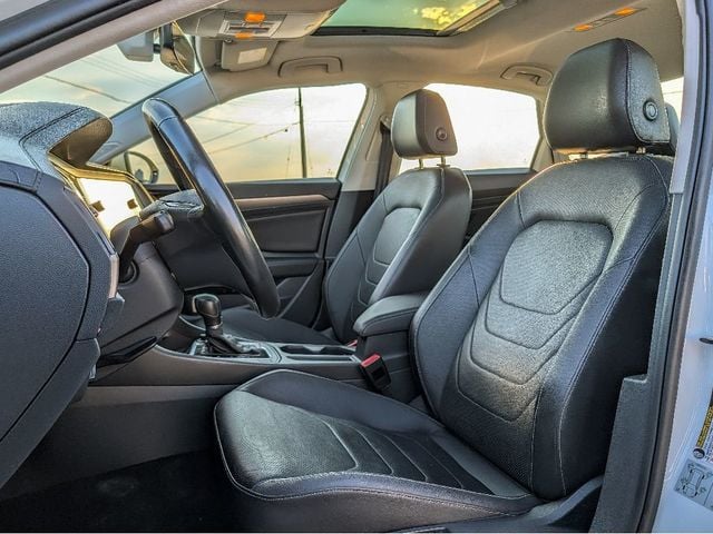 2019 Volkswagen Jetta R-Line - 23027428 - 14