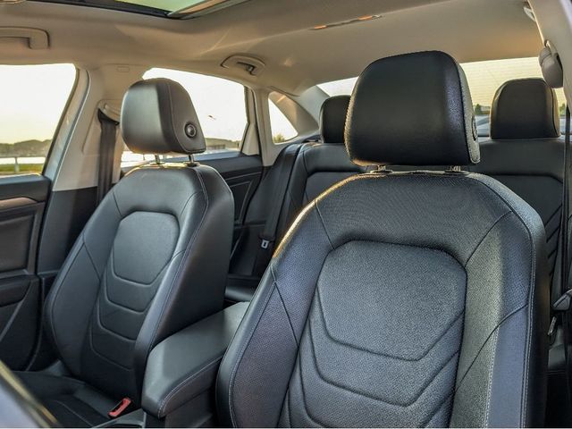 2019 Volkswagen Jetta R-Line - 23027428 - 15