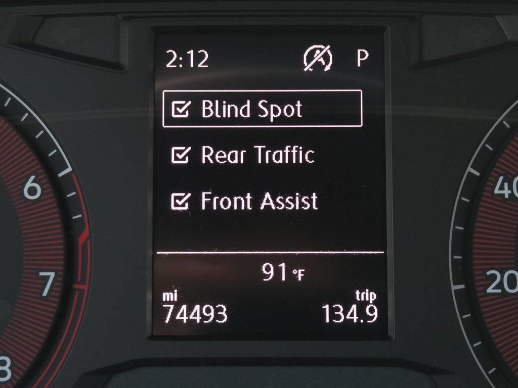 2019 Volkswagen Jetta R-Line photo 23