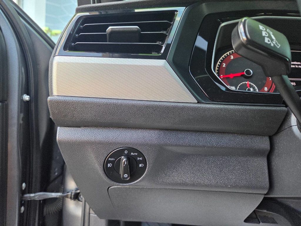 2019 Volkswagen Jetta R-Line photo 33