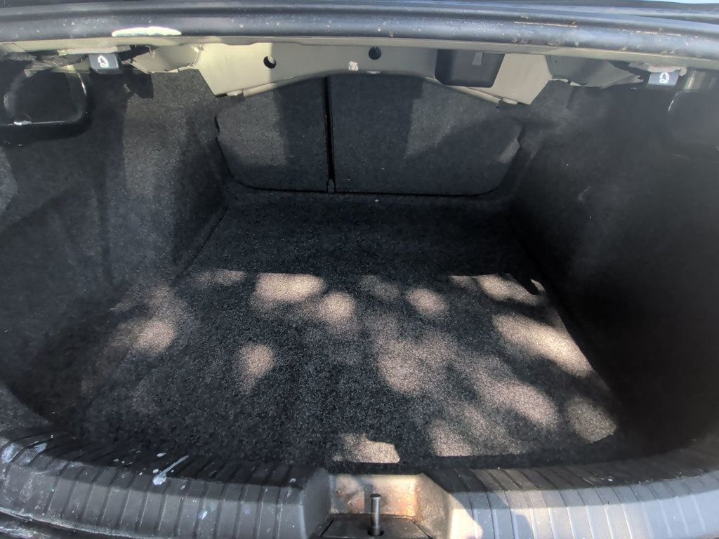 Volkswagen Jetta photo 23