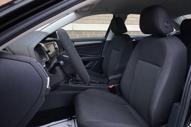 2019 Volkswagen Jetta S - 23087808 - 17