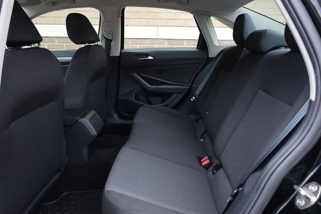 2019 Volkswagen Jetta S - 23087808 - 19