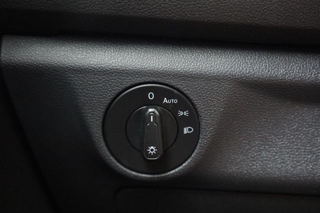 2019 Volkswagen Jetta S - 23087808 - 32