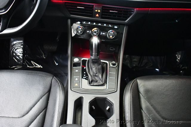 2019 Volkswagen Jetta SEL PREMIUM - 23055430 - 23