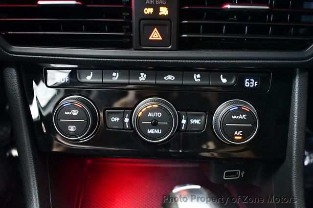 2019 Volkswagen Jetta SEL PREMIUM - 23055430 - 33