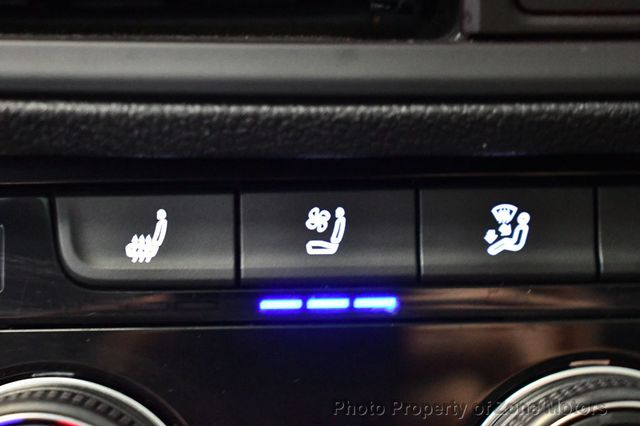 2019 Volkswagen Jetta SEL PREMIUM - 23055430 - 35