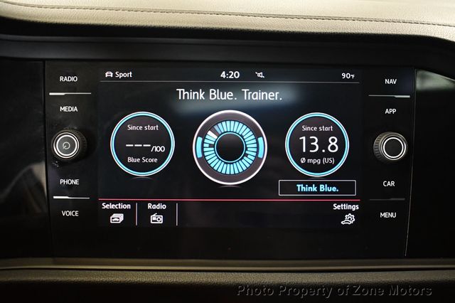 2019 Volkswagen Jetta SEL PREMIUM - 23055430 - 40