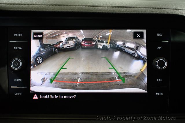 2019 Volkswagen Jetta SEL PREMIUM - 23055430 - 44