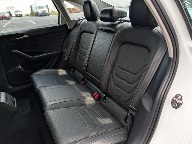 2019 Volkswagen Jetta SEL Premium - 23066933 - 17