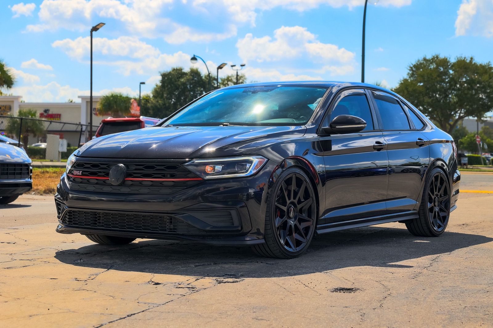 2019 Volkswagen Jetta GLI Anniversary Edition photo 3