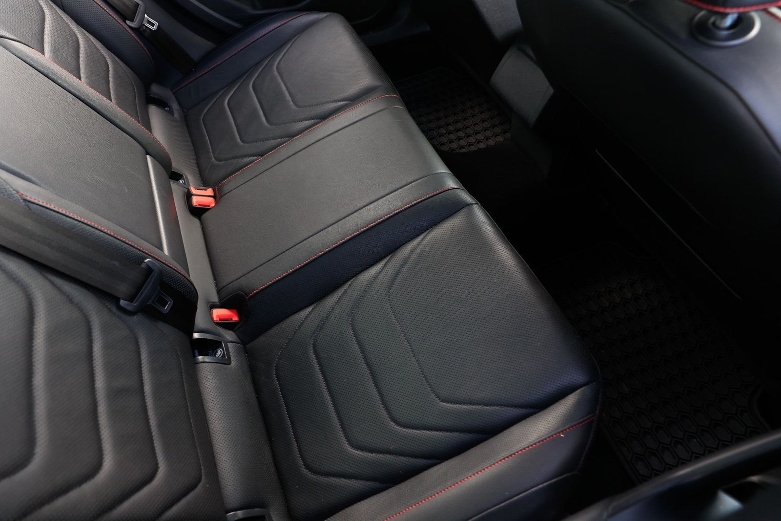 2019 Volkswagen Jetta GLI Autobahn photo 12