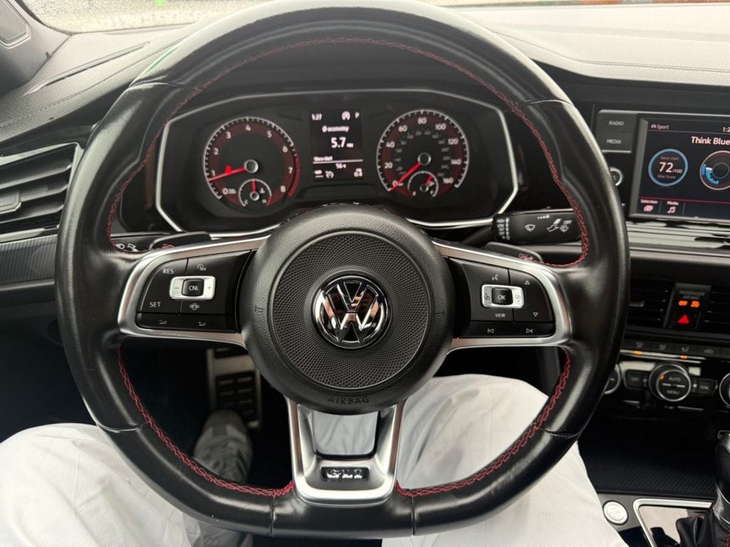 2019 Volkswagen Jetta GLI S DSG - 22724436 - 18