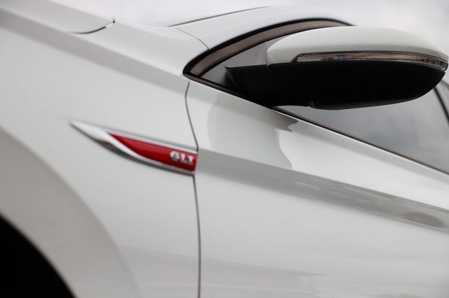 2019 Volkswagen Jetta GLI S Manual - 22940214 - 31