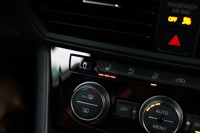 2019 Volkswagen Jetta GLI S Manual - 22940214 - 33