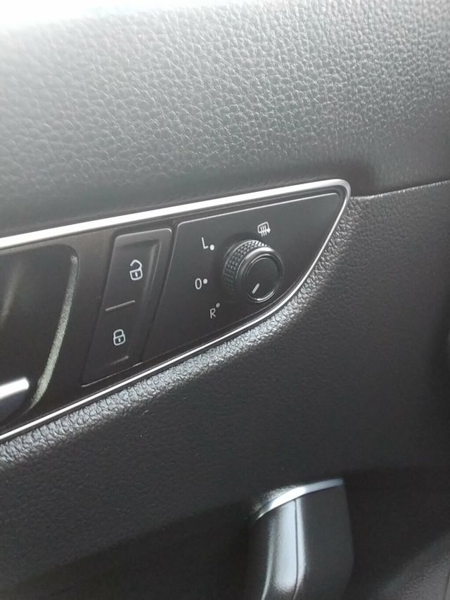 2019 Volkswagen Passat 2.0T Wolfsburg Edition Automatic - 22959850 - 22