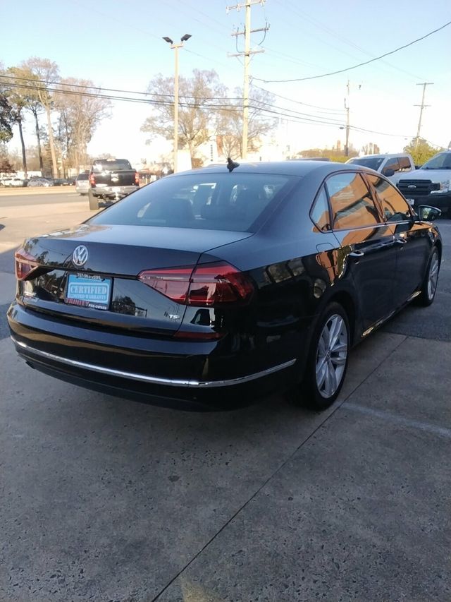 2019 Volkswagen Passat 2.0T Wolfsburg Edition Automatic - 22959850 - 3