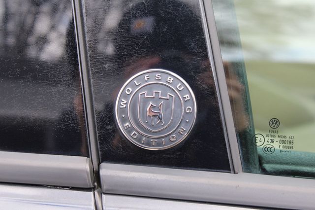 2019 Volkswagen Passat 2.0T Wolfsburg Edition Automatic - 22955318 - 17